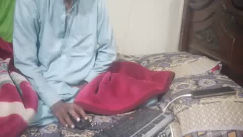 zoyakhan803 online show from November 14, 11:28 pm