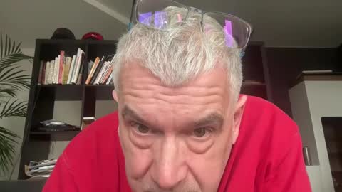 zwickauer1969 online show from March 11, 7:24 am